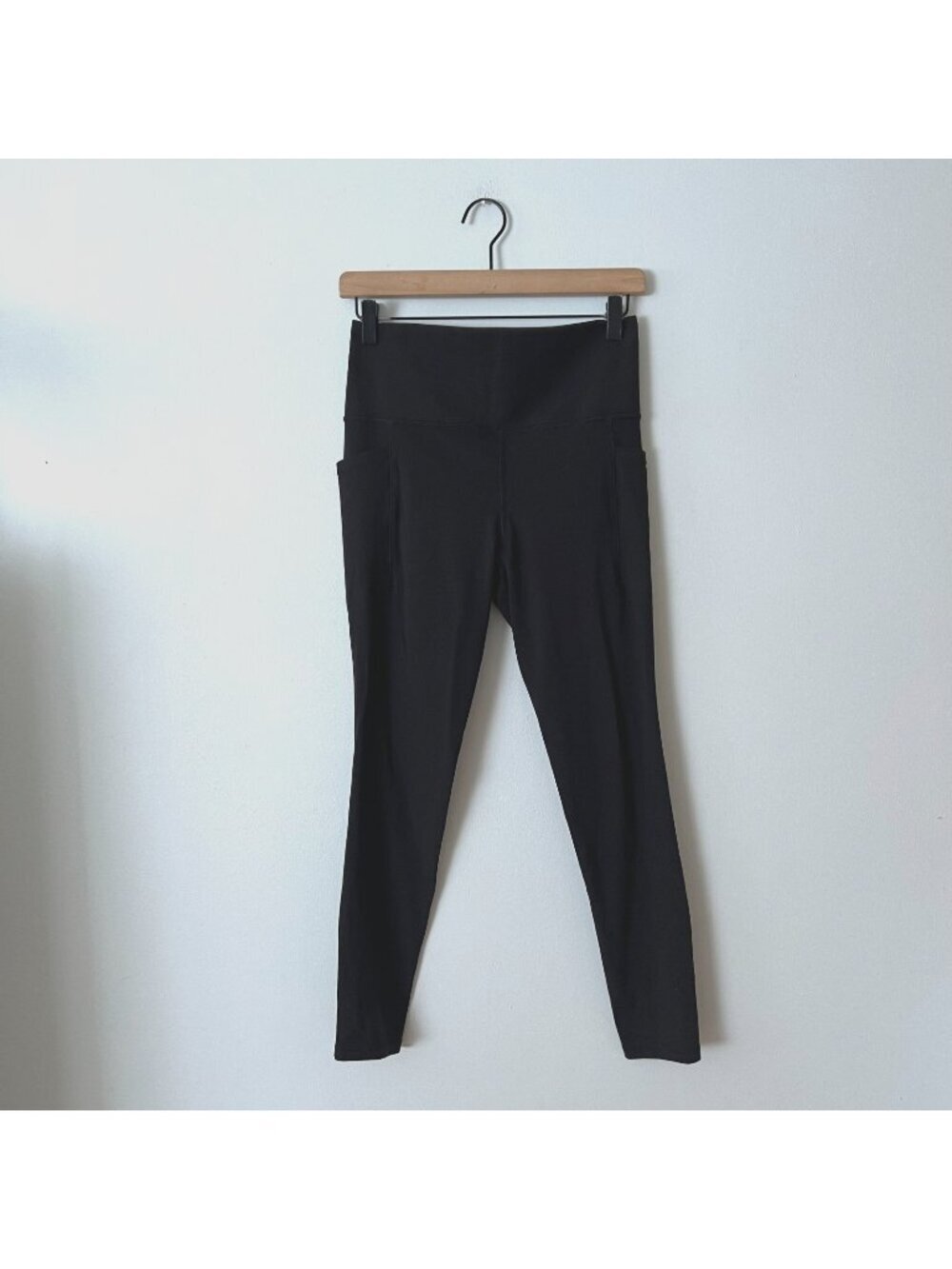 Athleta Salutation Stash Cinch 7/8 Tight Black Women's Size Medium Tall